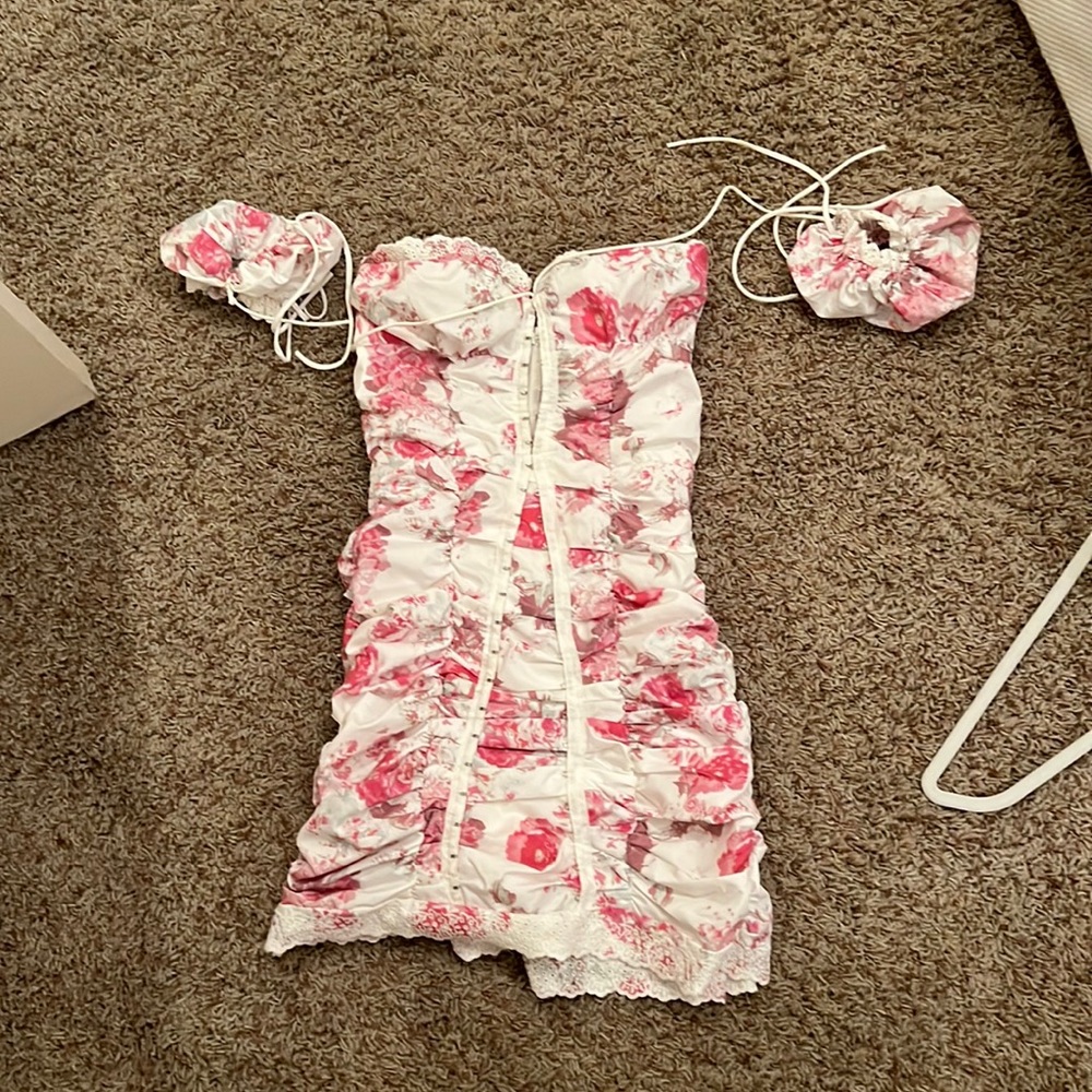 Never worn Cute mini dress!